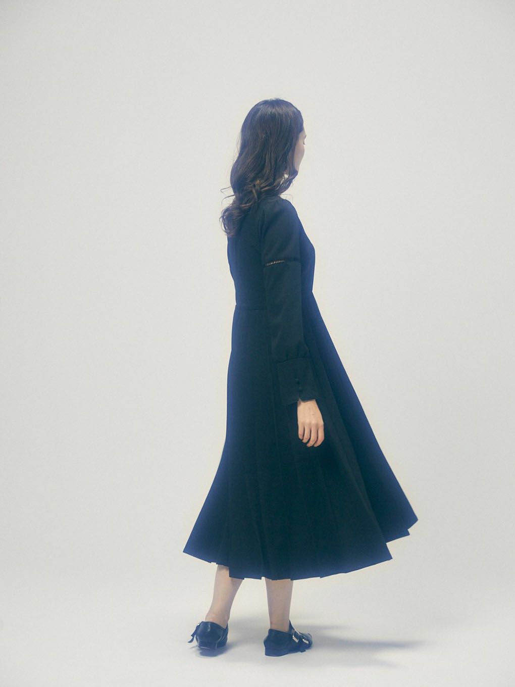 THEREDTHREAD / ザレッドスレッド】S ribbon dress pleats