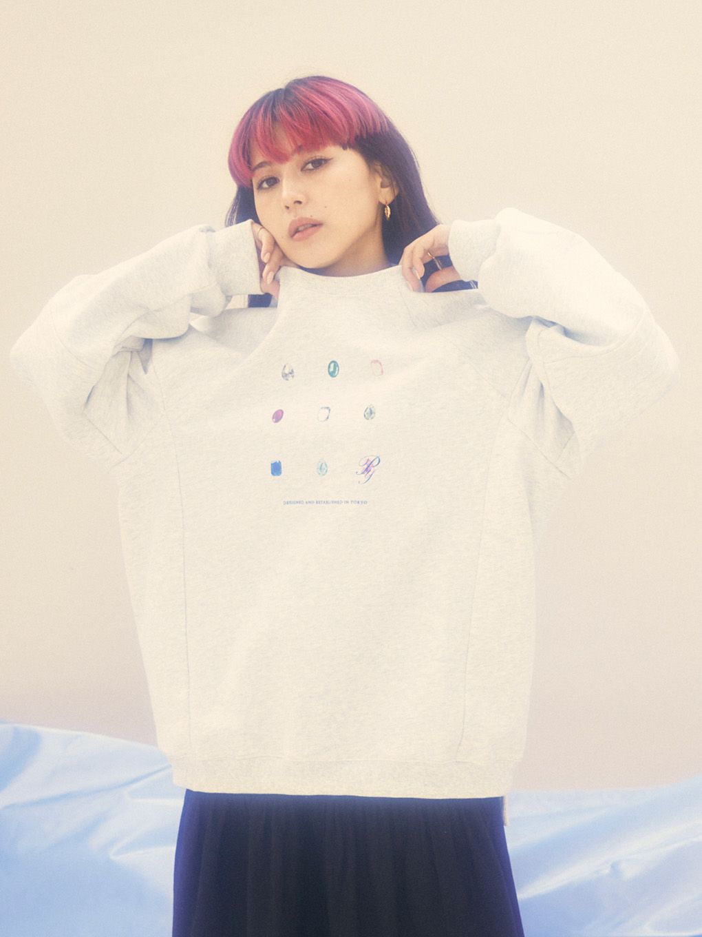 THE JEWELRY PY PRINT SWEAT SHIRT