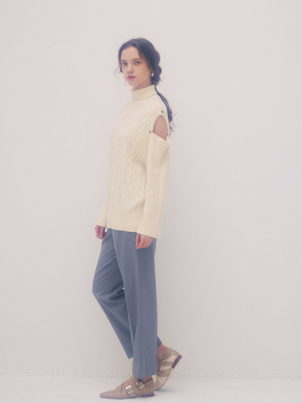 THE SHOULDER OPEN KNIT