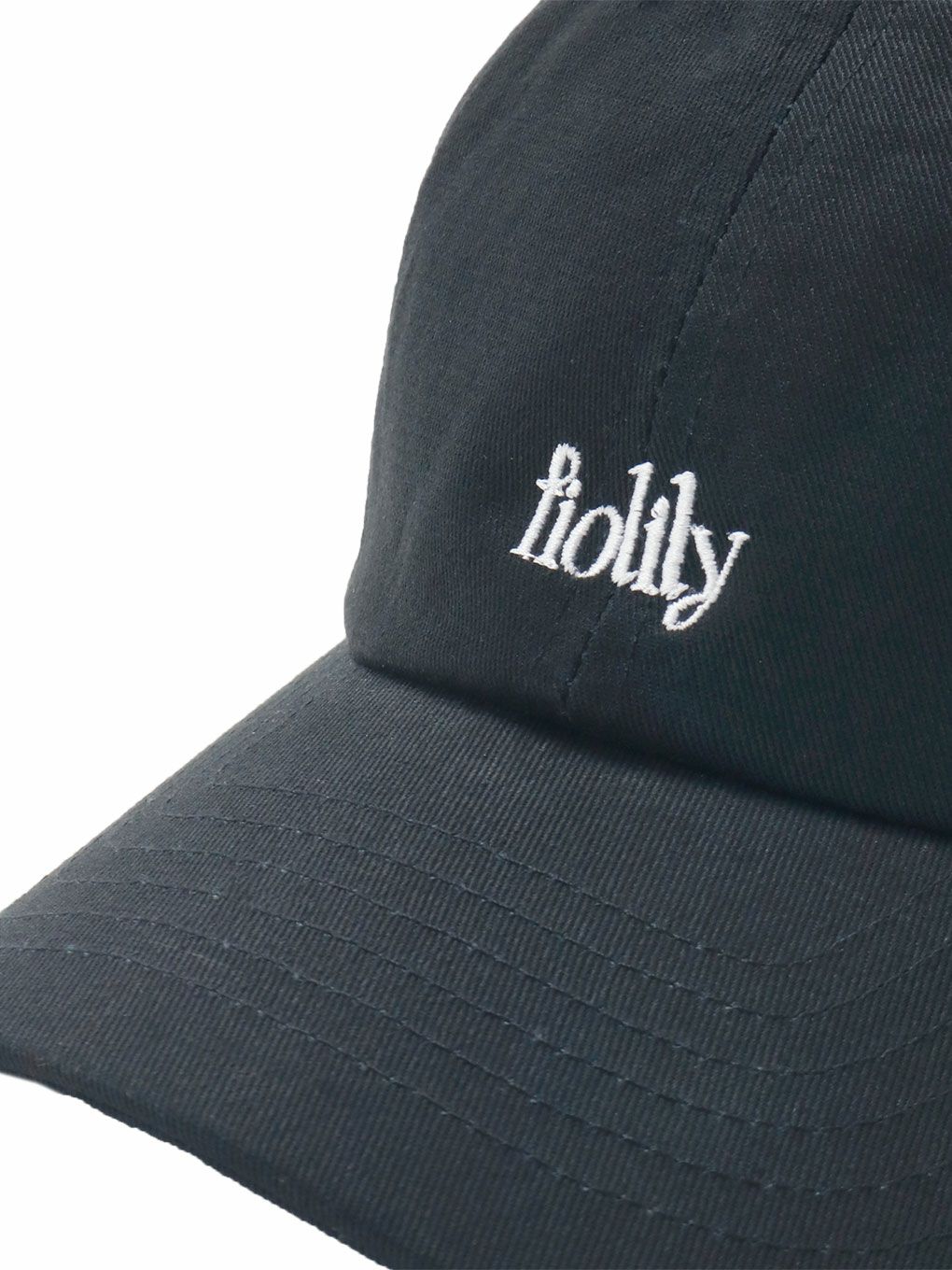 fiolily Logo Embroidery Cap | Puff designs パフデザインズ